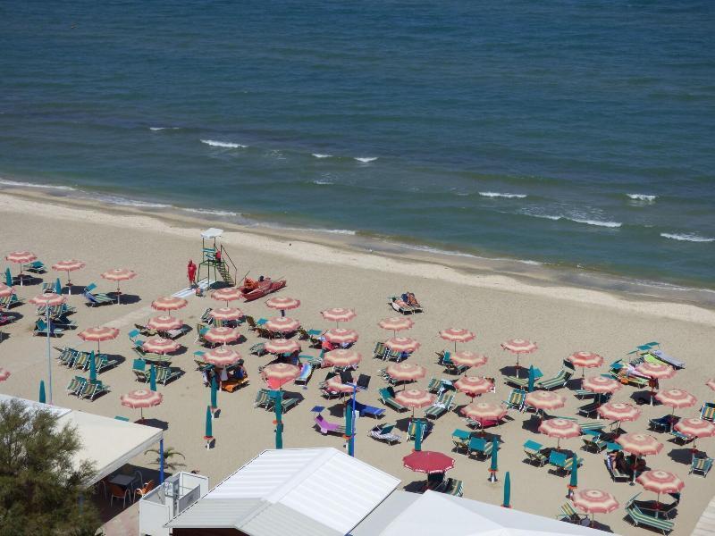 Hotel Atlantic Senigallia Esterno foto