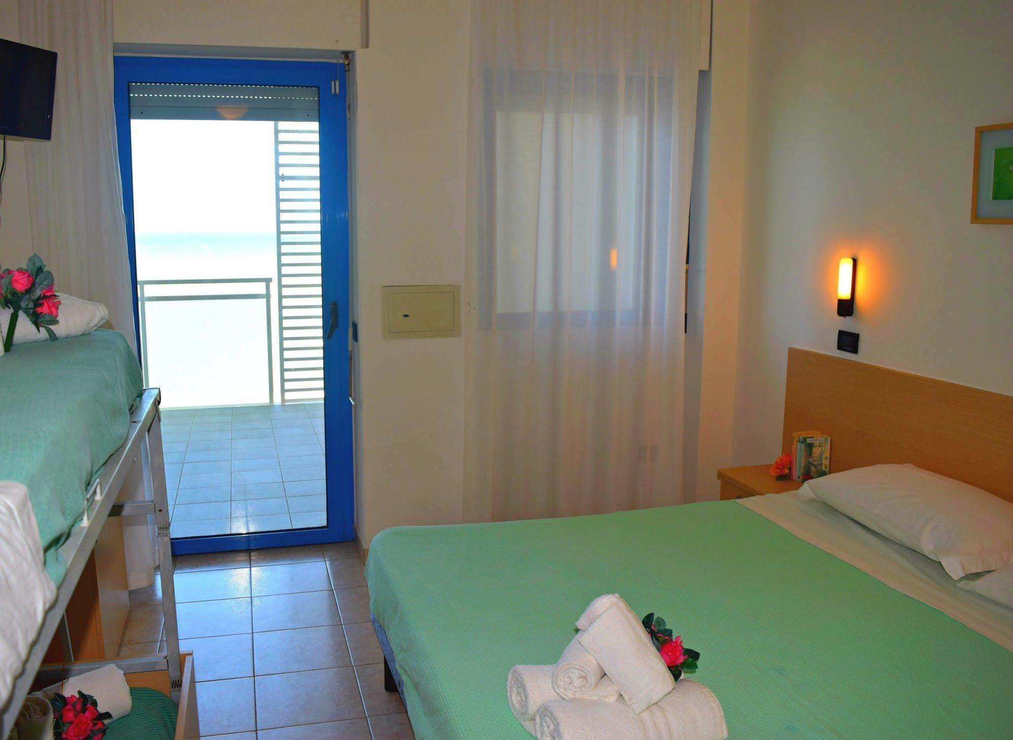 Hotel Atlantic Senigallia Esterno foto