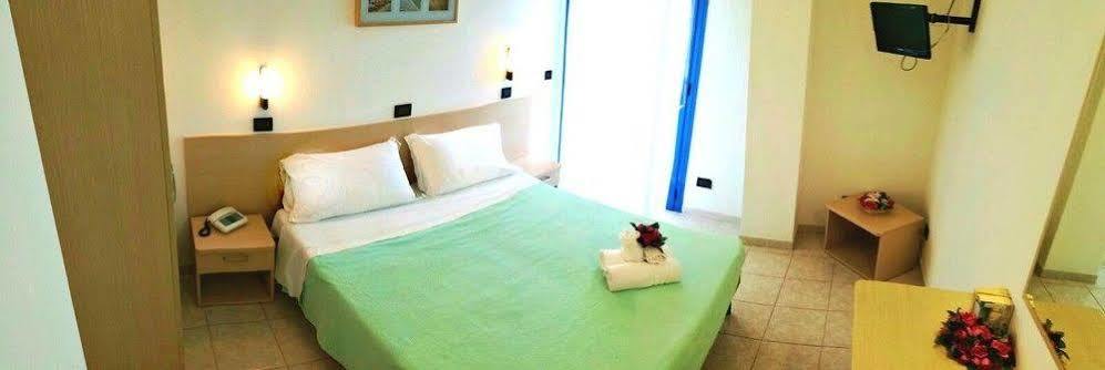 Hotel Atlantic Senigallia Esterno foto
